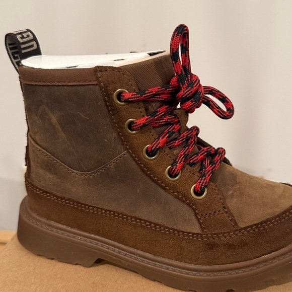 UGG Kids Boots, size 11 - Picture 3 of 3